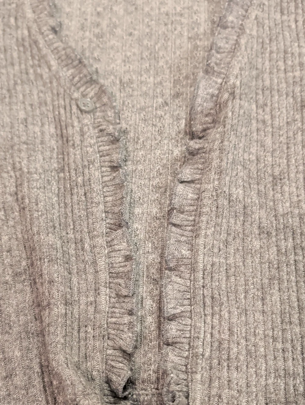 Justice Gray Ribbed Cropped Cardigan